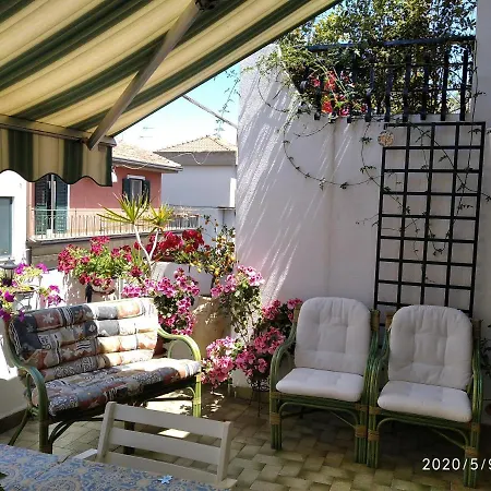 La Castellese Bed & Breakfast