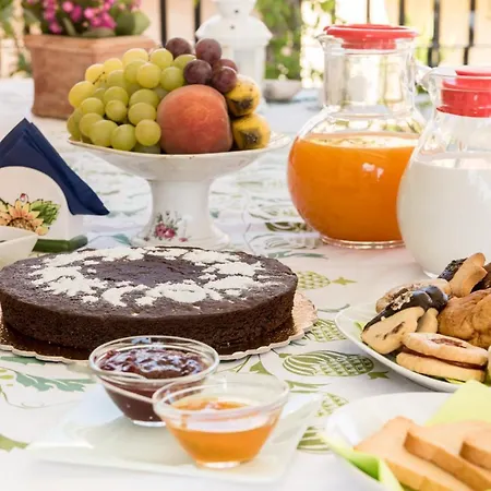 Alojamento de Acomodação e Pequeno-almoço La Castellese