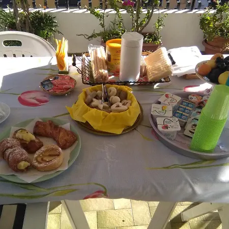 La Castellese 3*