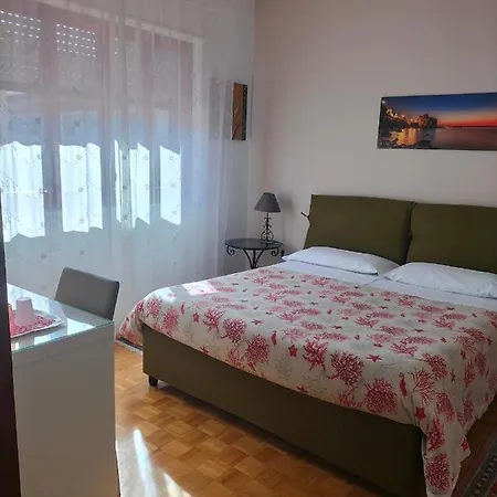 La Castellese Bed & Breakfast Aci Castello