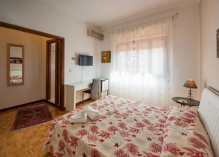 La Castellese Bed and breakfast Aci Castello